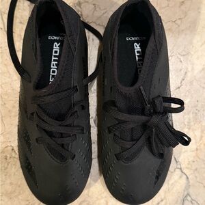 NEW Boys Adidas Predators